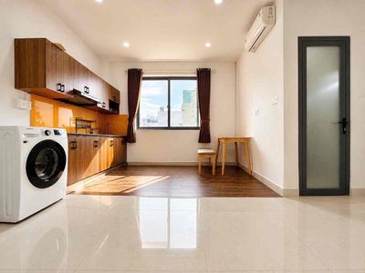 apartment one large window bedroom 40 meters 2 super cool Trần Bình Trọng