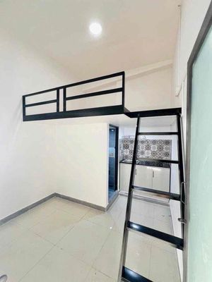 Rent room 4 million2 with a guard.