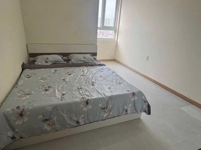 C/c Central Plaza-Phạm Văn Hai, 2 bedroom 77 meters2, Full interior, for 13 million a month.