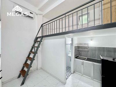 Rent a guard apartment at 3/2 cars in the heart of 7th.