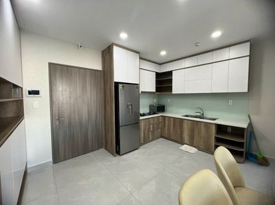 to compromise the lease of the wrong apartment south - 2 bedroom full interior