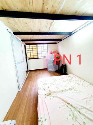 It's the owner who rents the two bedrooms and the balcony.