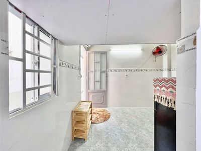 Dương Quảng Hàm Department, Gò Vấp