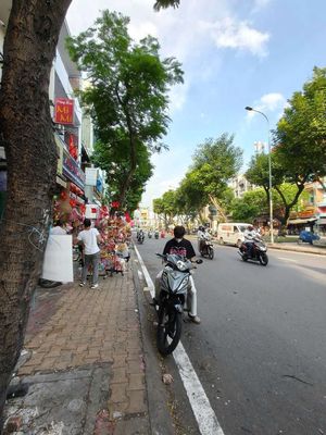 Rent a Hải Thượng Lãn Ông casher, District 5-4, 2 x20 m-4 a 4.4 p4 w