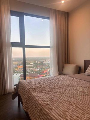 Rent the Guardian at Vinhomes Grand Park.