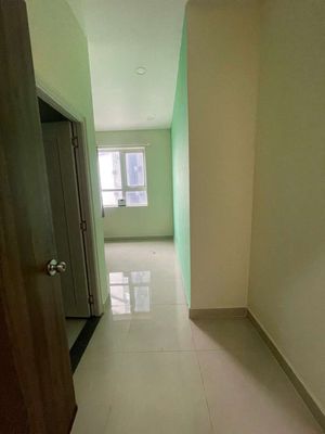 Rent 3 bedrooms. 2 Topaz Elite toilets.