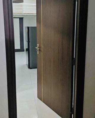 The French service apartment is five million a month.