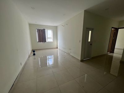 Rent the Topaz Elite empty house. Two bedrooms. Two bedrooms.