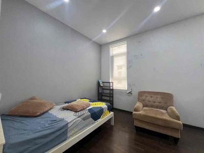 Rent Park Riverside 3 rooms full of furniture only 18 million