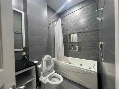 Rent Park Riverside 3 rooms full of furniture only 18 million