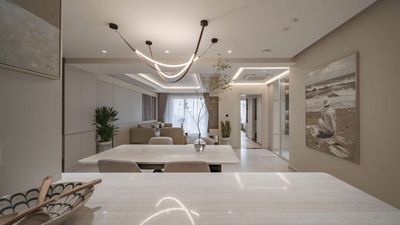 Happy Valley apartment for cheap rent! Only 30 million a month. Three bedrooms, 135 meters2. Free car.