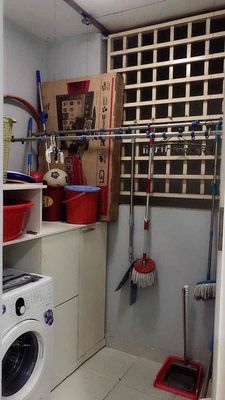 Rent an apartment full of about 105 meters.