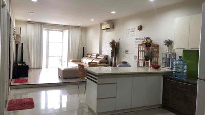Rent an apartment full of about 105 meters.