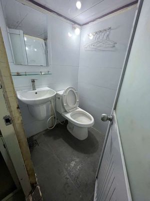Rent room at 61 Ba Vân and 479 plus furniture.