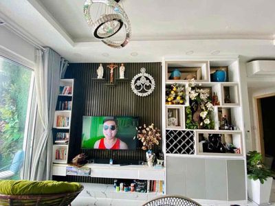 Richardstar 65 M2 2 bedroom 2 full 12 million a month.