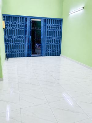 4th floor, 4th floor, 4th floor, 4th floor.