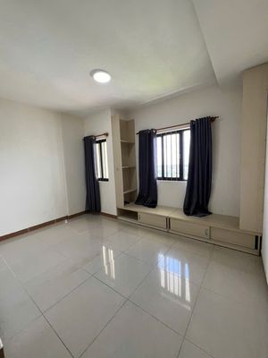 Rent the apartment for two bedrooms, two Era Town apartments for eight million. Be right there. Some furniture.