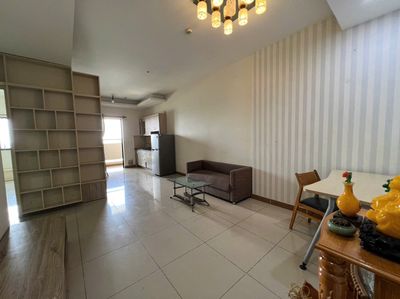 Rent the apartment for two bedrooms, two Era Town apartments for eight million. Be right there. Some furniture.