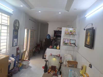Rent 718 Điện Biên Phủ, District 10, 3.5 x 9 meters, 3 floors, 13 million