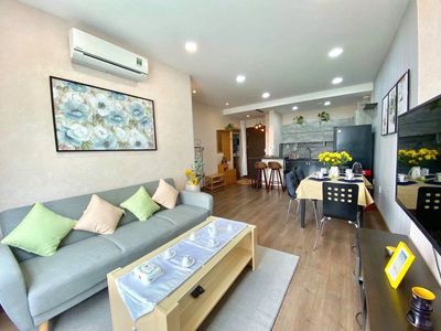 The Orchard Garden apartment is second highest level bedroom. Two toilets 73 meters only 17 million.