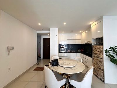 Two bedrooms, two bedrooms, 73 meters, only 17 million Orchard Garden near the airport.