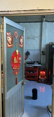 Rent room.