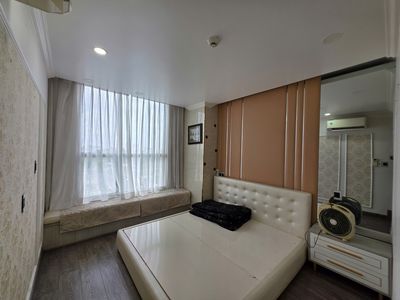 The flat is 2-size. 2 bedrooms 88m2 is only 19 million Garden Gate near the CV.