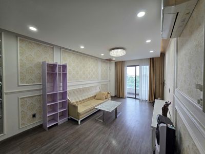 The flat is 2-size. 2 bedrooms 88m2 is only 19 million Garden Gate near the CV.