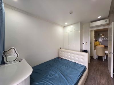The flat is 2-size. 2 bedrooms 88m2 is only 19 million Garden Gate near the CV.