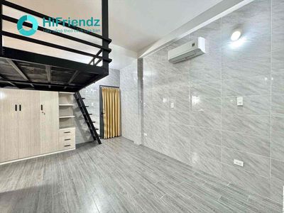 Rent the Duprix Full Service apartment. Free car near the Bridge.