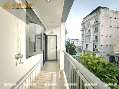 Two bedrooms, two bathrooms. 70 M2 just built a full interior right here in lê văn quới.