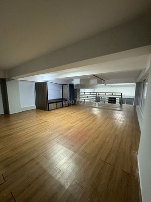 kiot as root home right at the University of Parma - full interior - 80 M2 - window