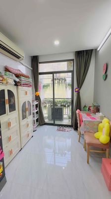 Pass a super-hot balcony kitchen right here atart Phan Văn Trị.
