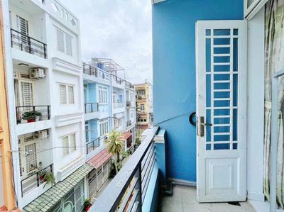 Two balcony bedrooms right here on base three.