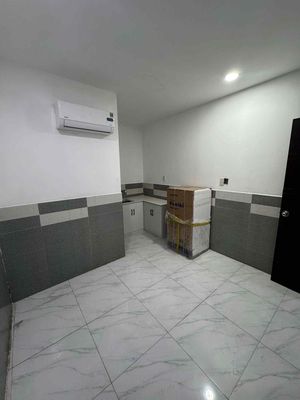 Nice inn - full interior - just .7 million/ month address: 333