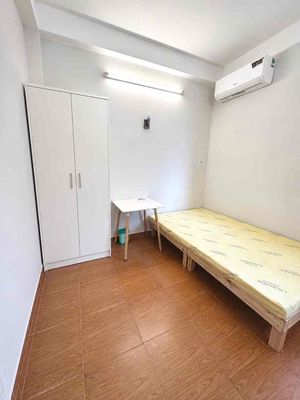 The large window room of the basic interior toilet