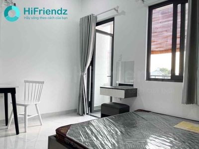 A full-in-the-light interior of the bedroom, if you just put your suitcase in.