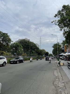 Rent An Phú Anhem, Penh, hcm. 4 m x 20 m, 8 m x 20 m