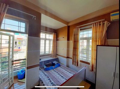 Rent room, near the heart of District 1, 3, 5.