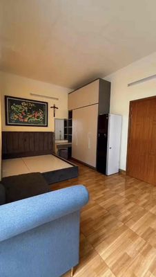 It's the owner of the Rent, the mini room, six bedrooms, the Full Seven Near Aeon