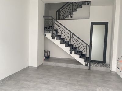Rent room - free balcony - free time