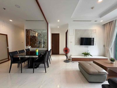 Two river-view bedrooms to rent.