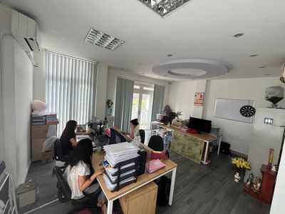 Rent apartment 60 meters with balcony - Nguyễn Văn Lượng