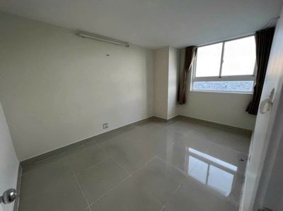 Rent the Âu Cơ Tower apartment, Tân Phú-Bad 3mm bedroom, 100m2 for 9 million/5th alone.