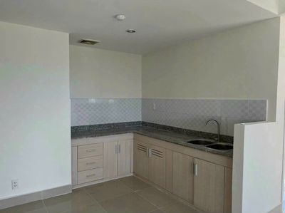 Rent the Âu Cơ Tower apartment, Tân Phú-Bad 3mm bedroom, 100m2 for 9 million/5th alone.