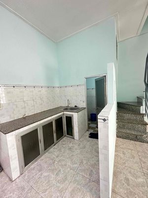 Rent a new two-room suite, two toilets, close to lvk.