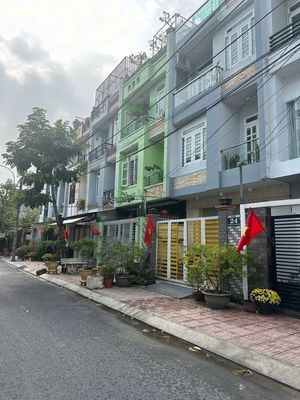 Renting cash for Kadc Him Lam, 95 meters, 1 M2th floor plus Sth, 4 bedroom 5 toilets, P7 District 8