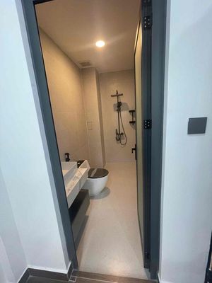 It's the owner of the first floor 3th floor x17 M, Nguyễn Thị Minh Khai