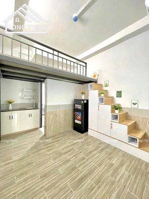 Beautiful new home full of furniture