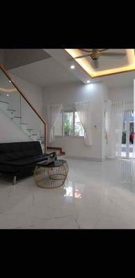 The entire Rio Vista interior house costs 17 million a month.